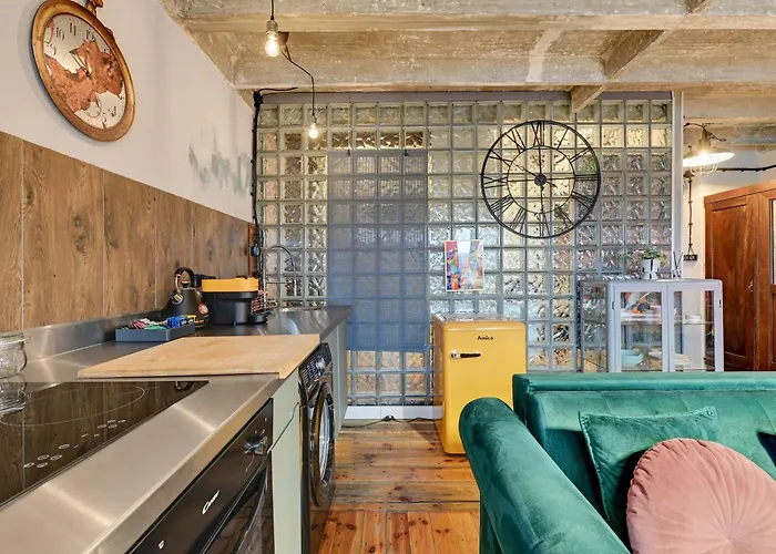 Cats & Crafts Loft By Downtown 格但斯克