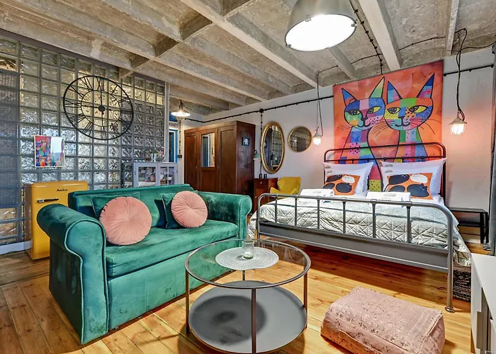 Cats & Crafts Loft By Downtown