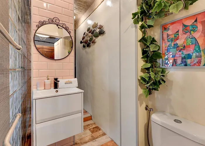 Cats & Crafts Loft By Downtown 格但斯克