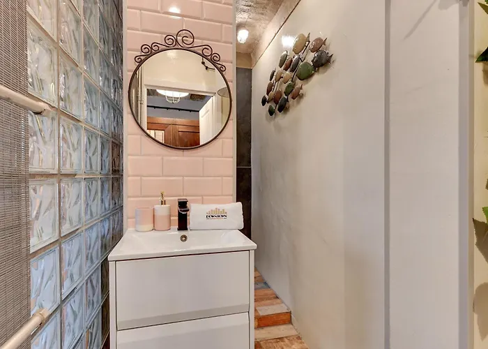 Cats & Crafts Loft By Downtown * 格但斯克