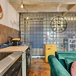 Cats & Crafts Loft By Downtown 格但斯克