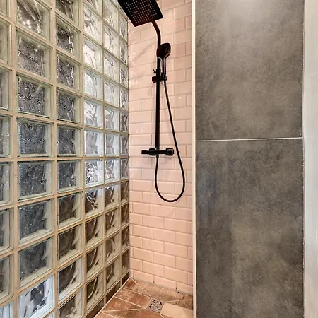 Cats & Crafts Loft By Downtown